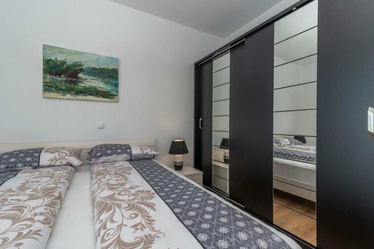 Villa Confido Luxury Apartment 01 Donji Seget Εξωτερικό φωτογραφία